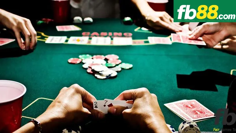 Nâng Cao Những Trải Nghiệm Khi Chơi Poker FB88 Cùng Bạn Bè 2 Tạo ra bầu không khí chơi poker hoàn hảo